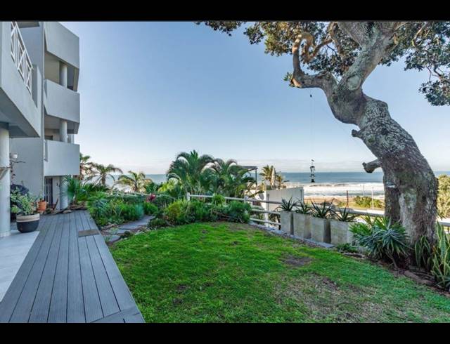 2 BEDROOM APARTMENT FOR SALE IN NEWSEL BEACH